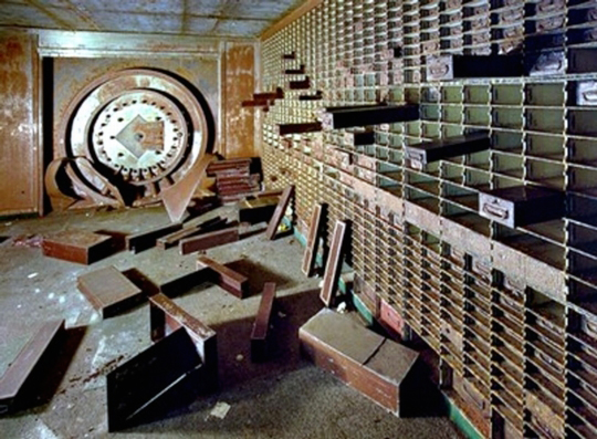 Empty Comex Vault
